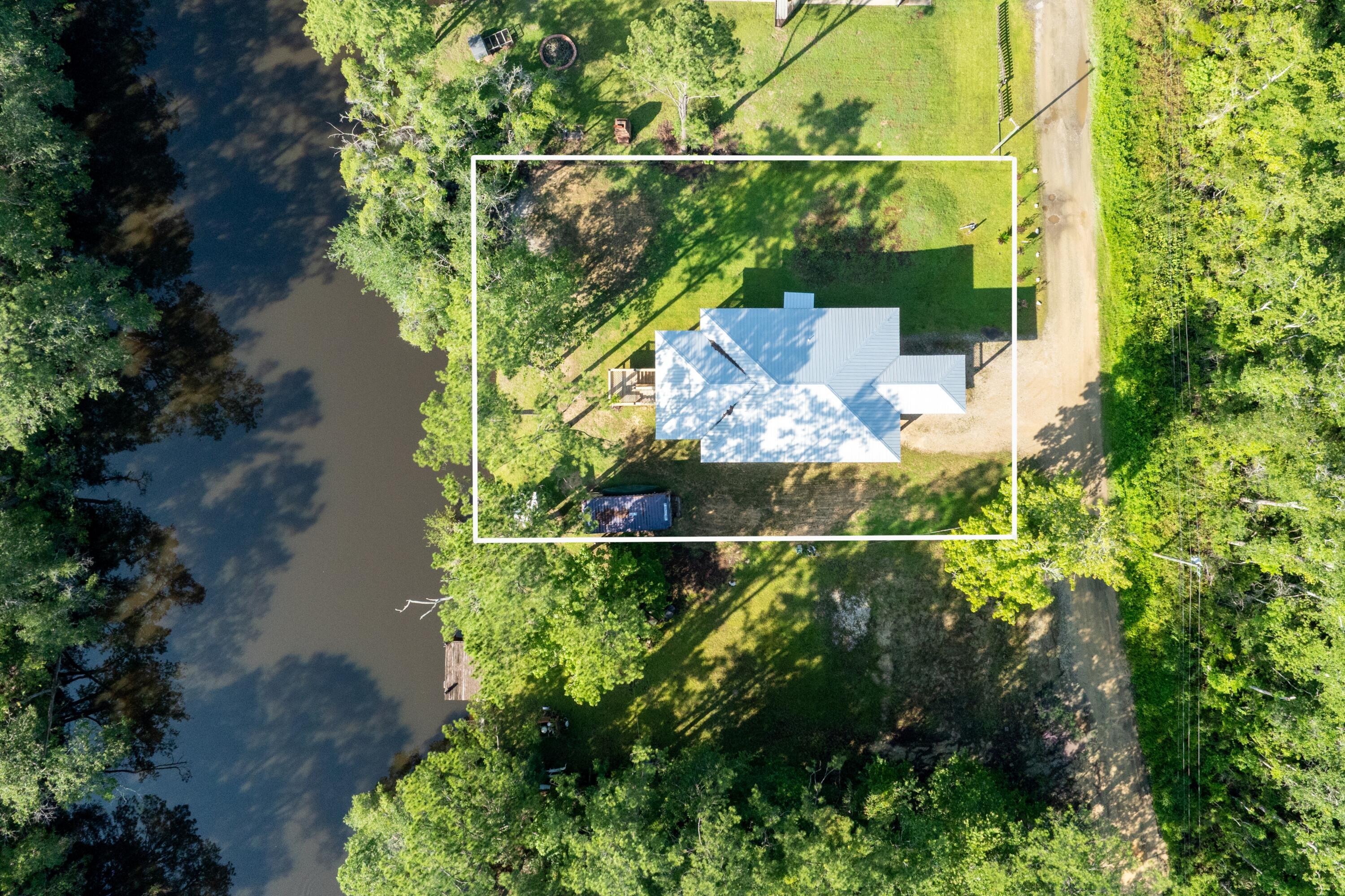 Image 4: Aerial (1)