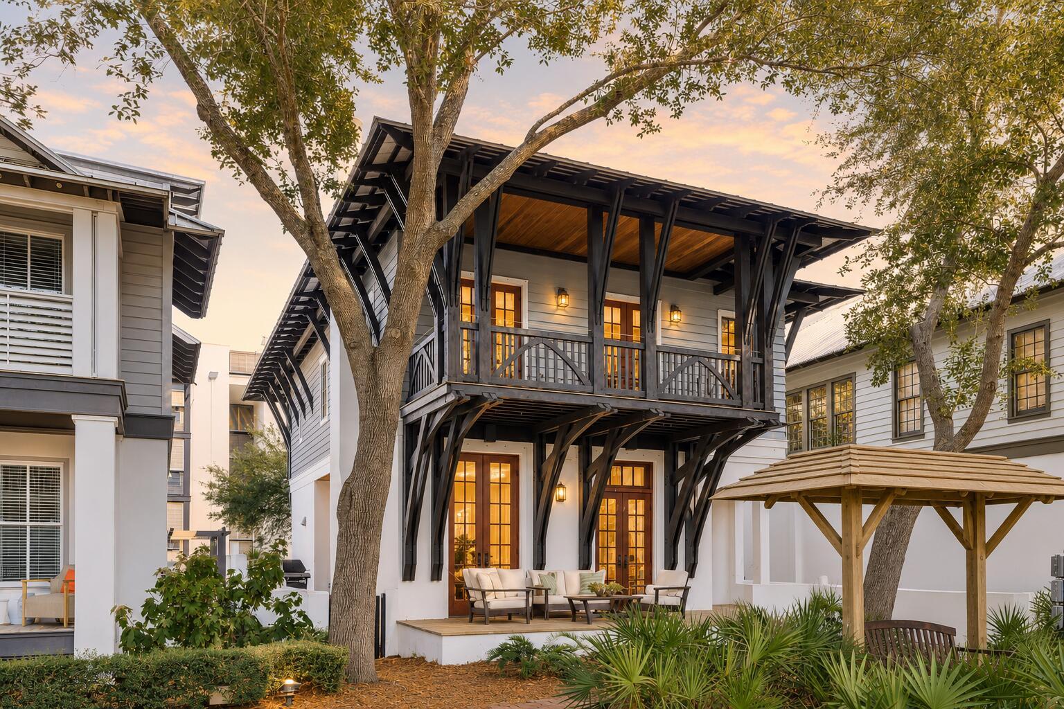 Image 2: 21 Hamilton Lane, Rosemary Beach
