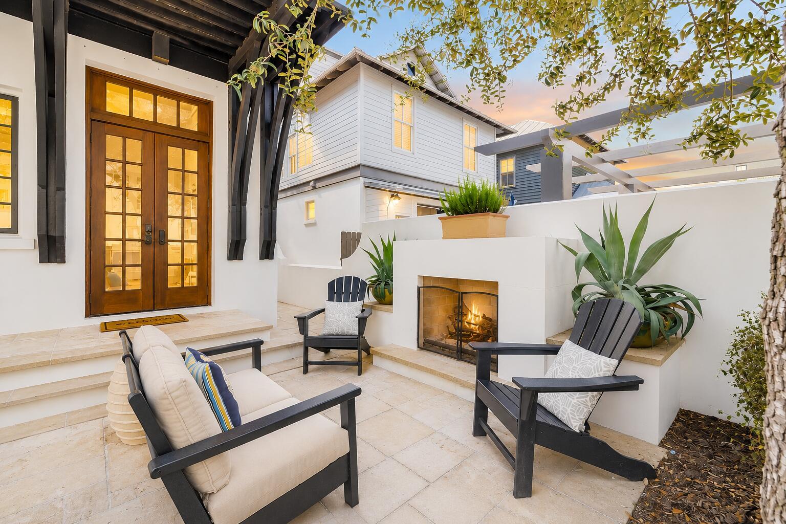 Image 3: 21 Hamilton Lane, Rosemary Beach