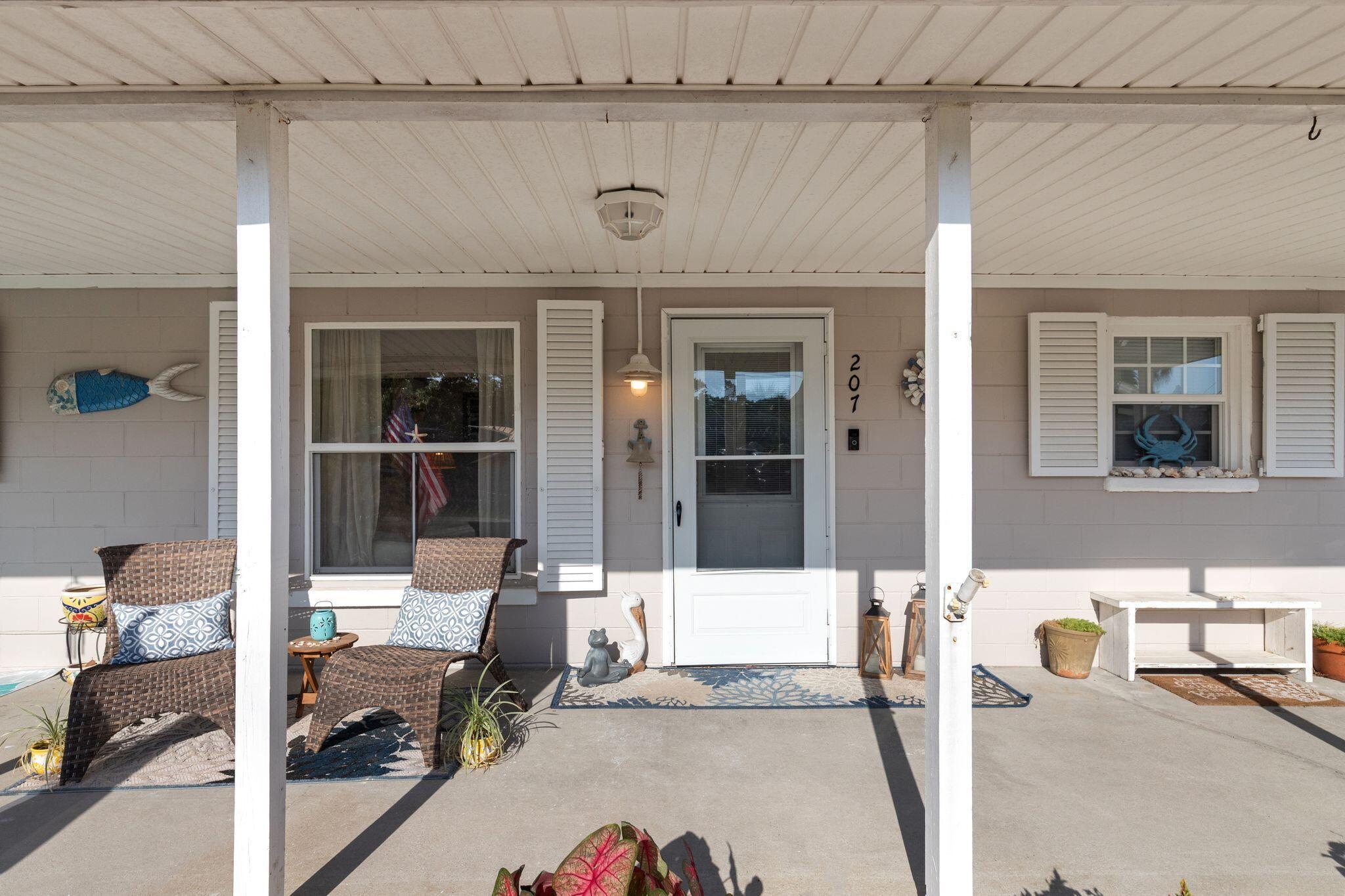 Image 4: 207 S Wells St, Panama City Beach, FL 32