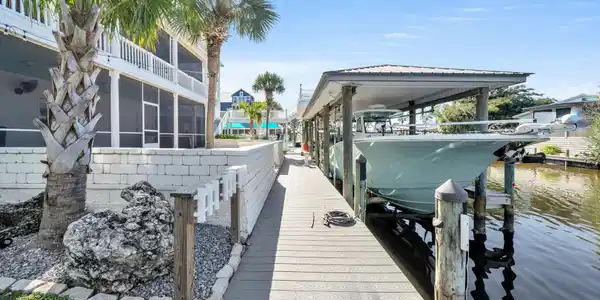 Image 2: 1001 Lighthouse Lagoon Ct Panama City Be