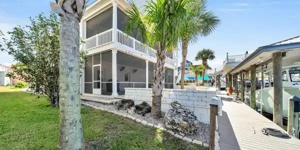 Image 3: 1001 Lighthouse Lagoon Ct Panama City Be