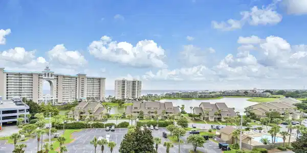 122 Seascape Drive