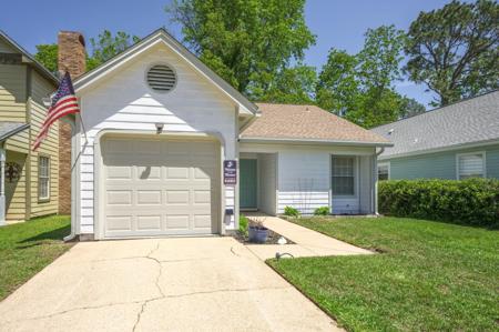 2527 Georgetown Lane