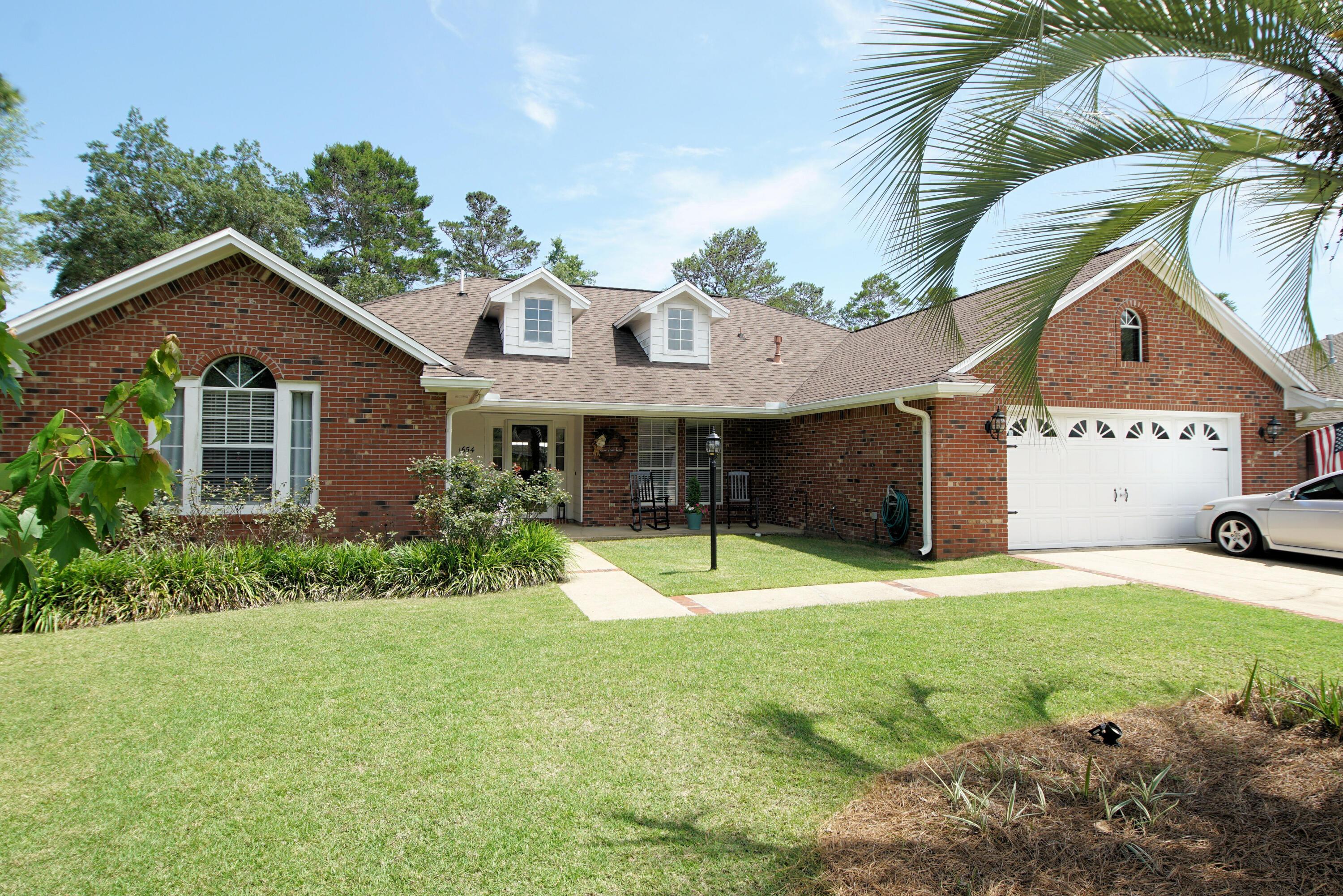 Image 2: 1654 Parkside Circle