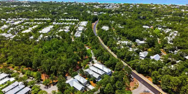 Image 4: MooreMedia_Drone_1