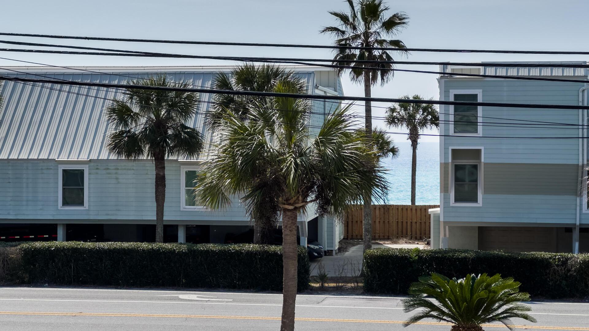 Image 2: FrontBeachRoad-59