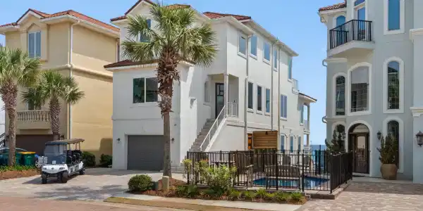 4736 Ocean Boulevard