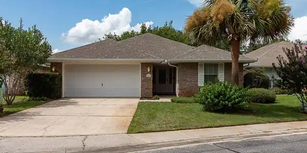 907 Lajolla Lane