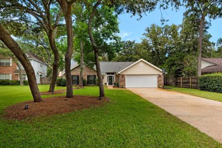 619 Rosewood Way