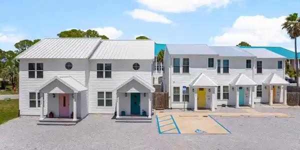 Image 2: Duplex & Triplx
