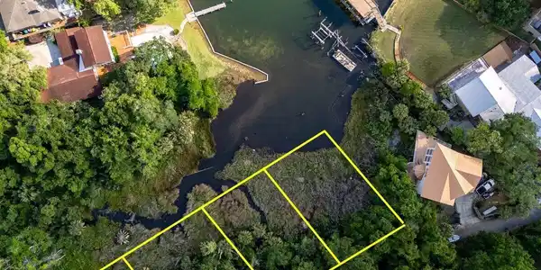 Image 2: Petit Ct Drone-12