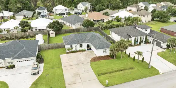 Image 4: 4
