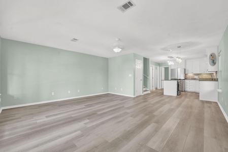 93 Beachfront Trail