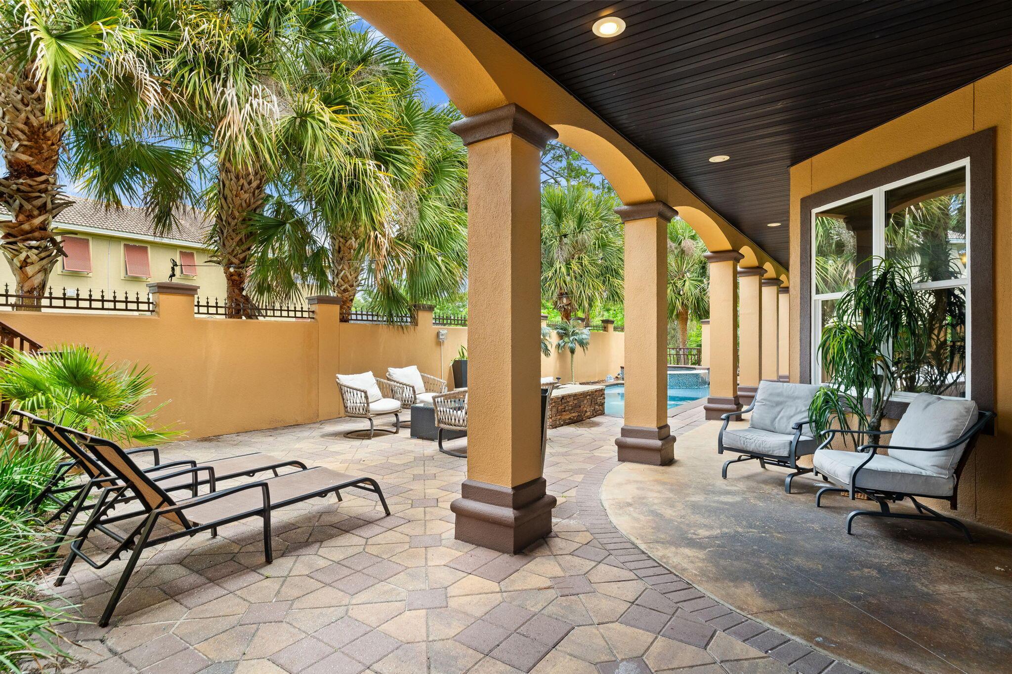 Image 4: Private Pool Oasis