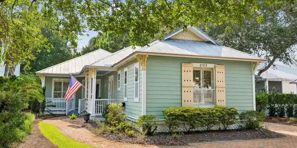 2122 Olde Towne Avenue