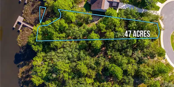 Image 4: 6-web-or-mls-Lot 14 Redfish Point Aerial