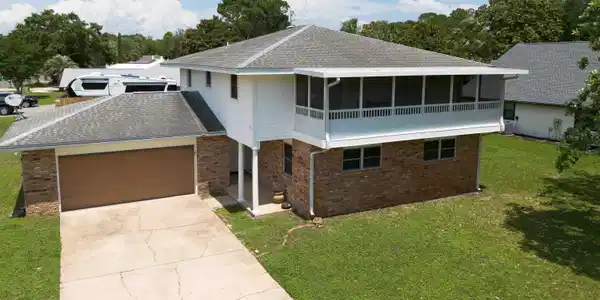 323 Olde Post Road