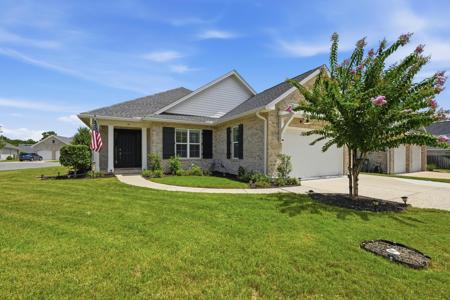 111 Hornet Lane