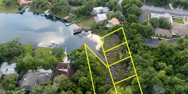 Image 3: 03-Petit Dr Drone-3