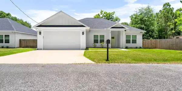 5 Romana Lane