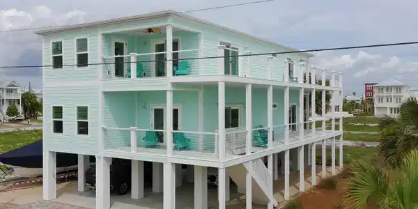 105 Circle Drive