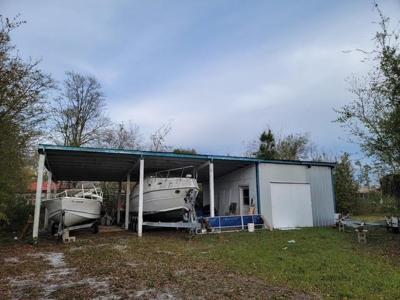 1411 W Park Lane