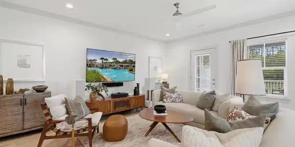 Image 3: 007-Golden Bell Ct 135D-MLS