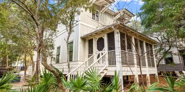 25 Canopy Lane