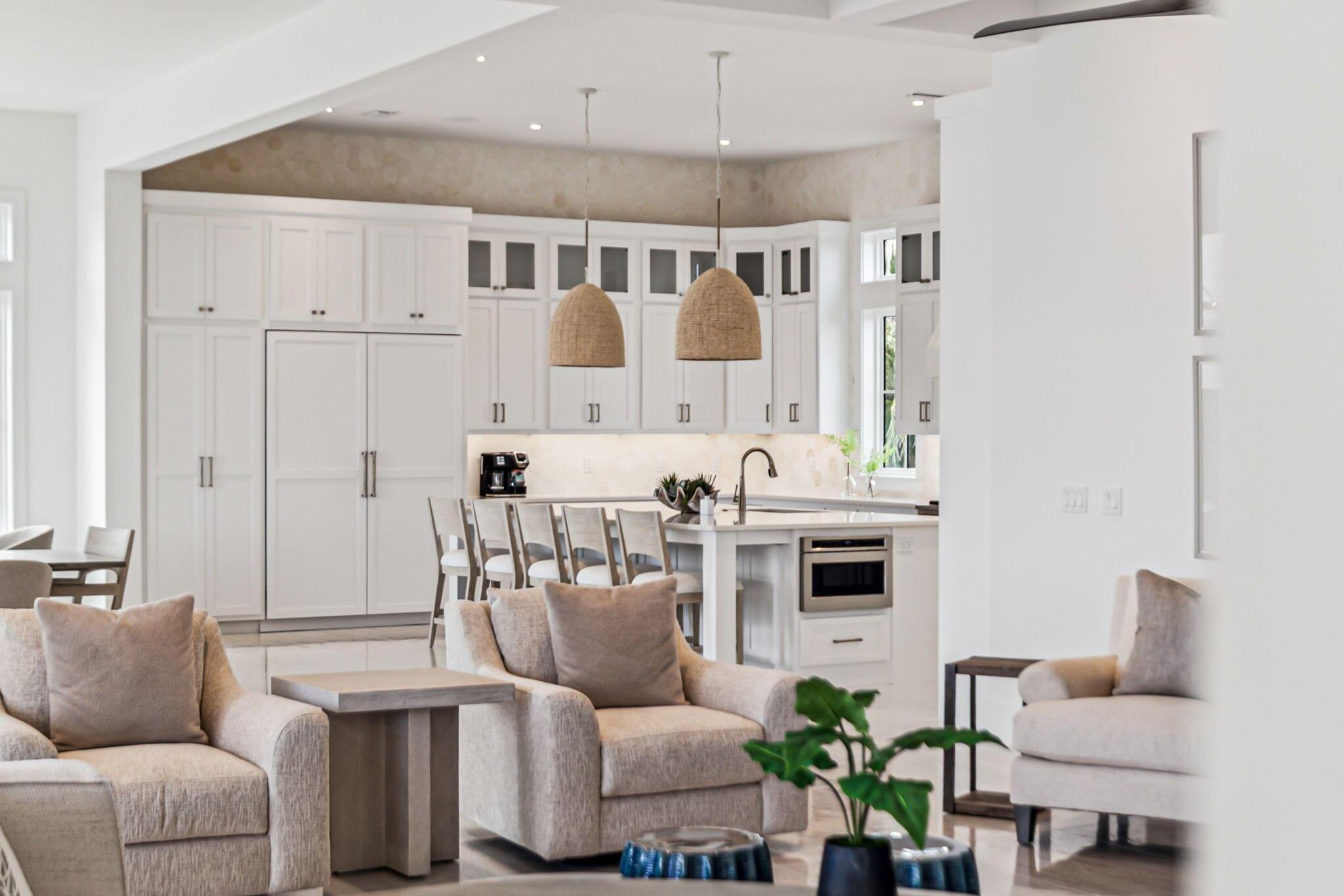 Image 2: Image 2 | Living Room