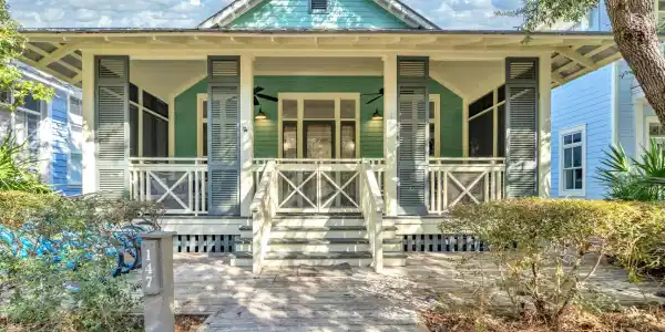 147 Silver Laurel Way