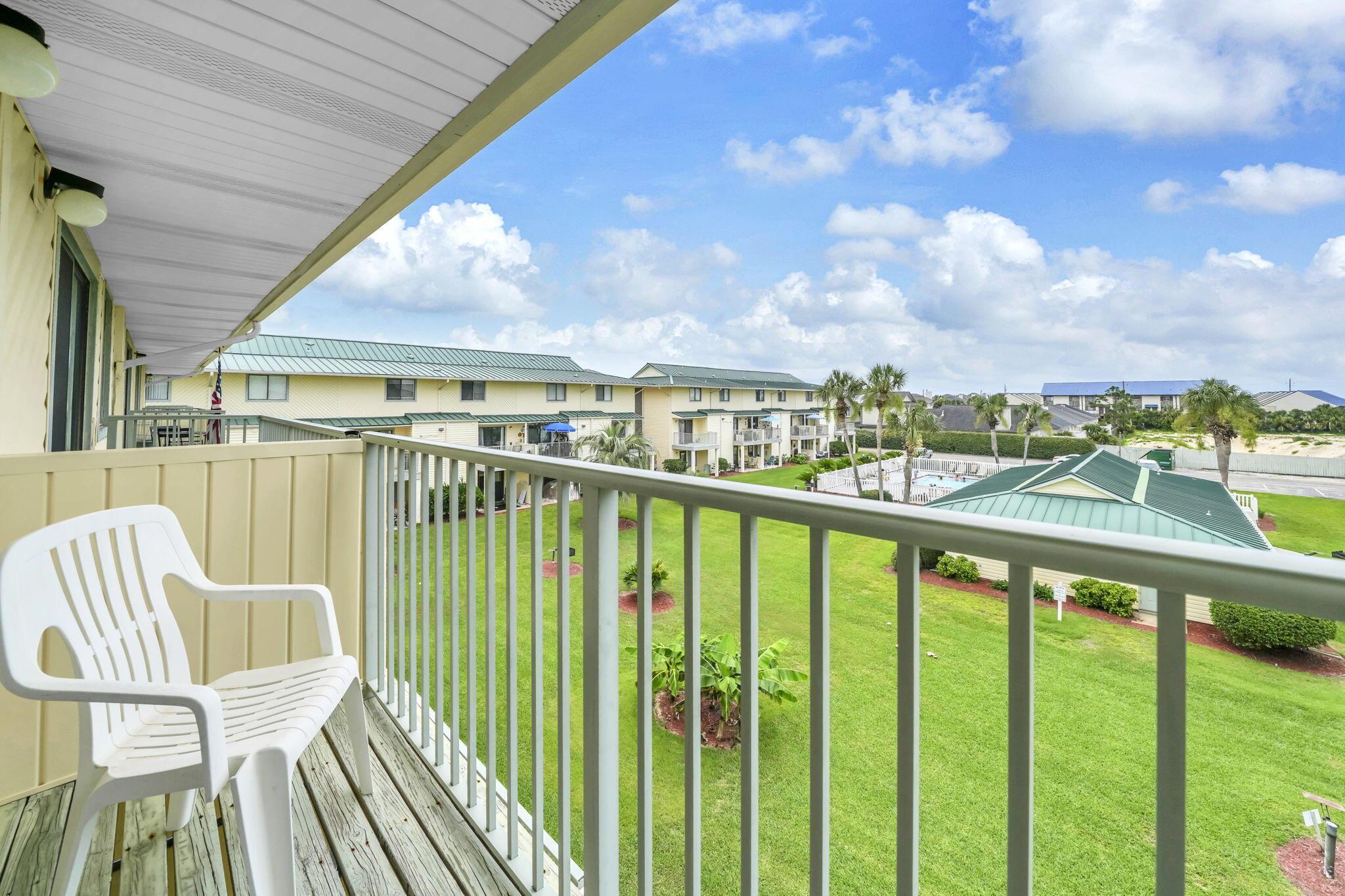 Image 3: 25-web-or-mls-DSC02280