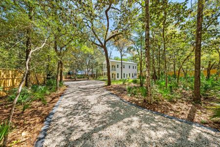 700 Eden Drive