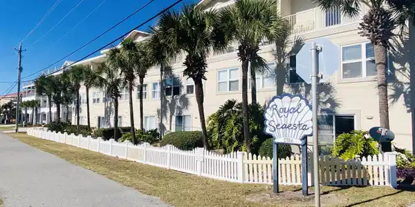 1986 Scenic Gulf Drive