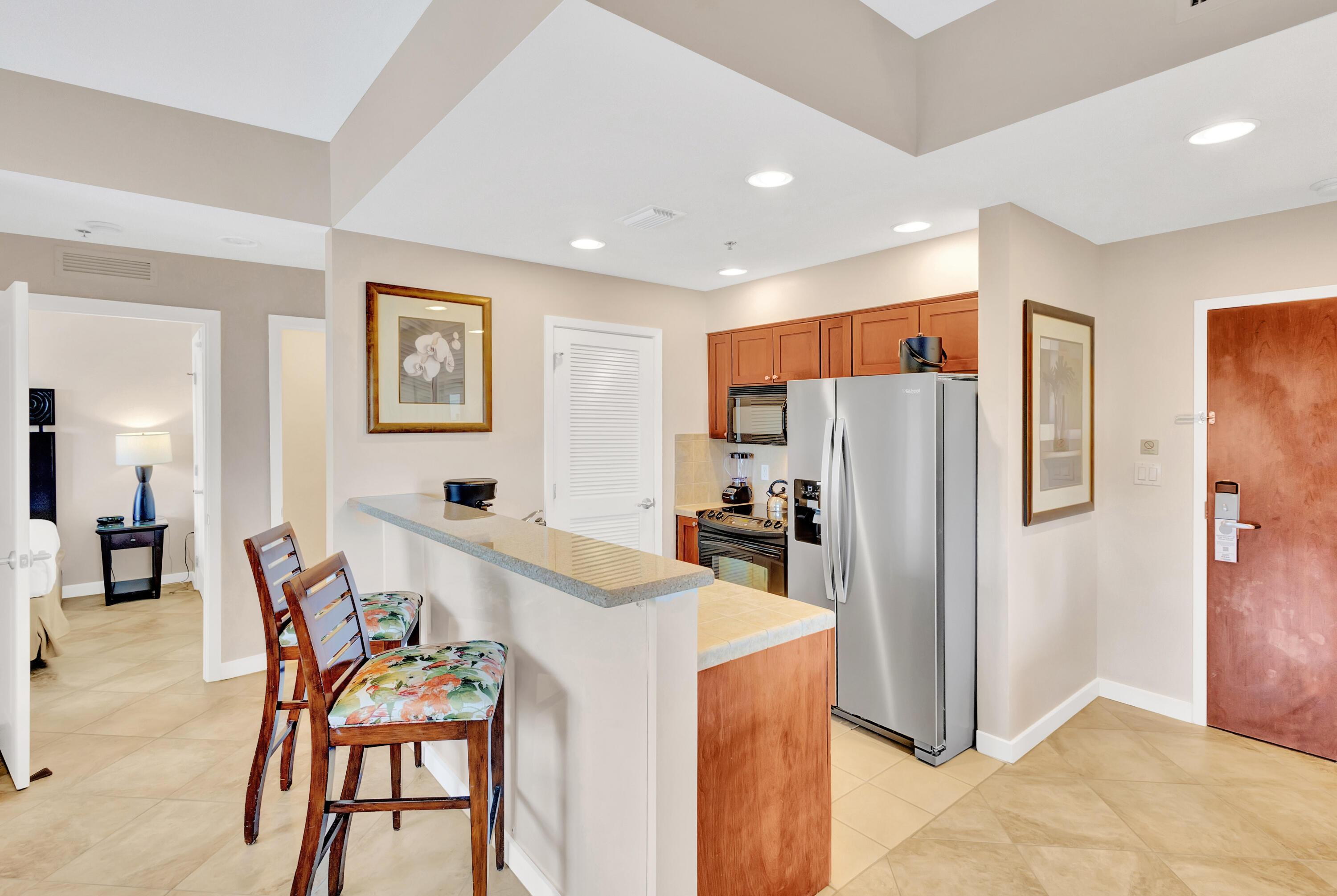 Image 2: Kitchen-entrance