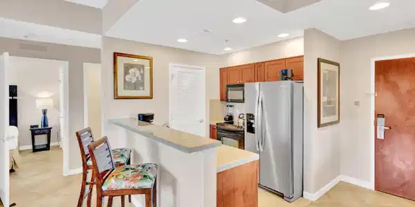 Image 2: Kitchen-entrance