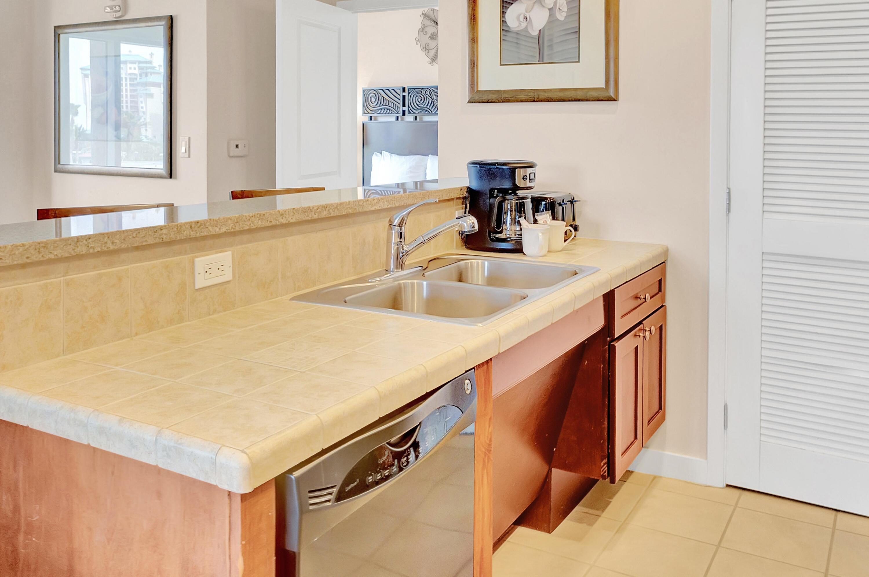 Image 4: handicap sink