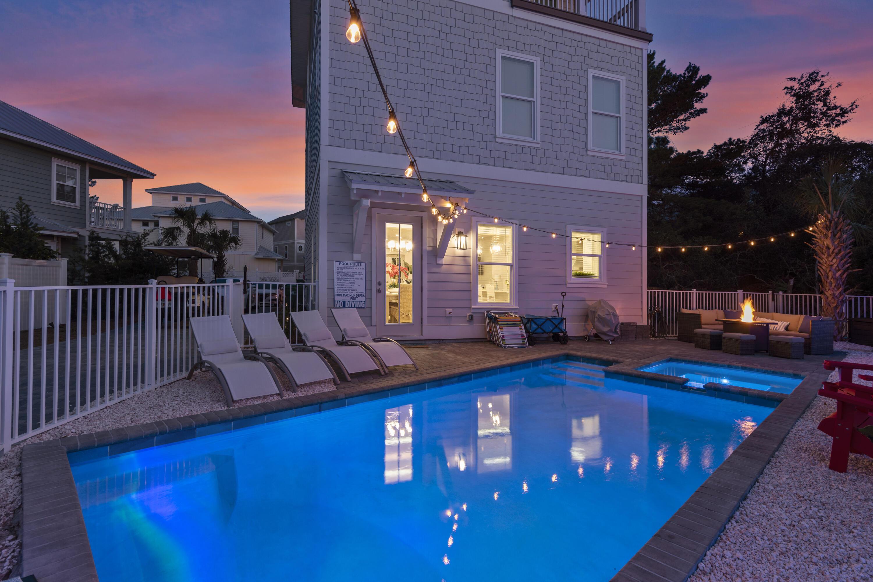 Image 4: Heated Saltwater Pool