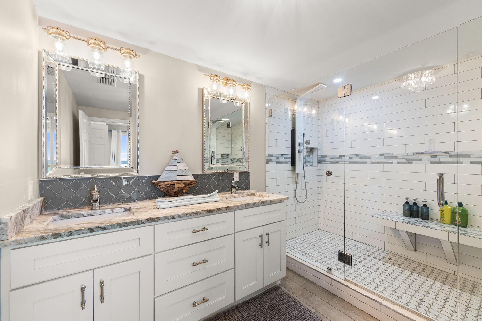 Image 1: Seychelles 409 Bathroom