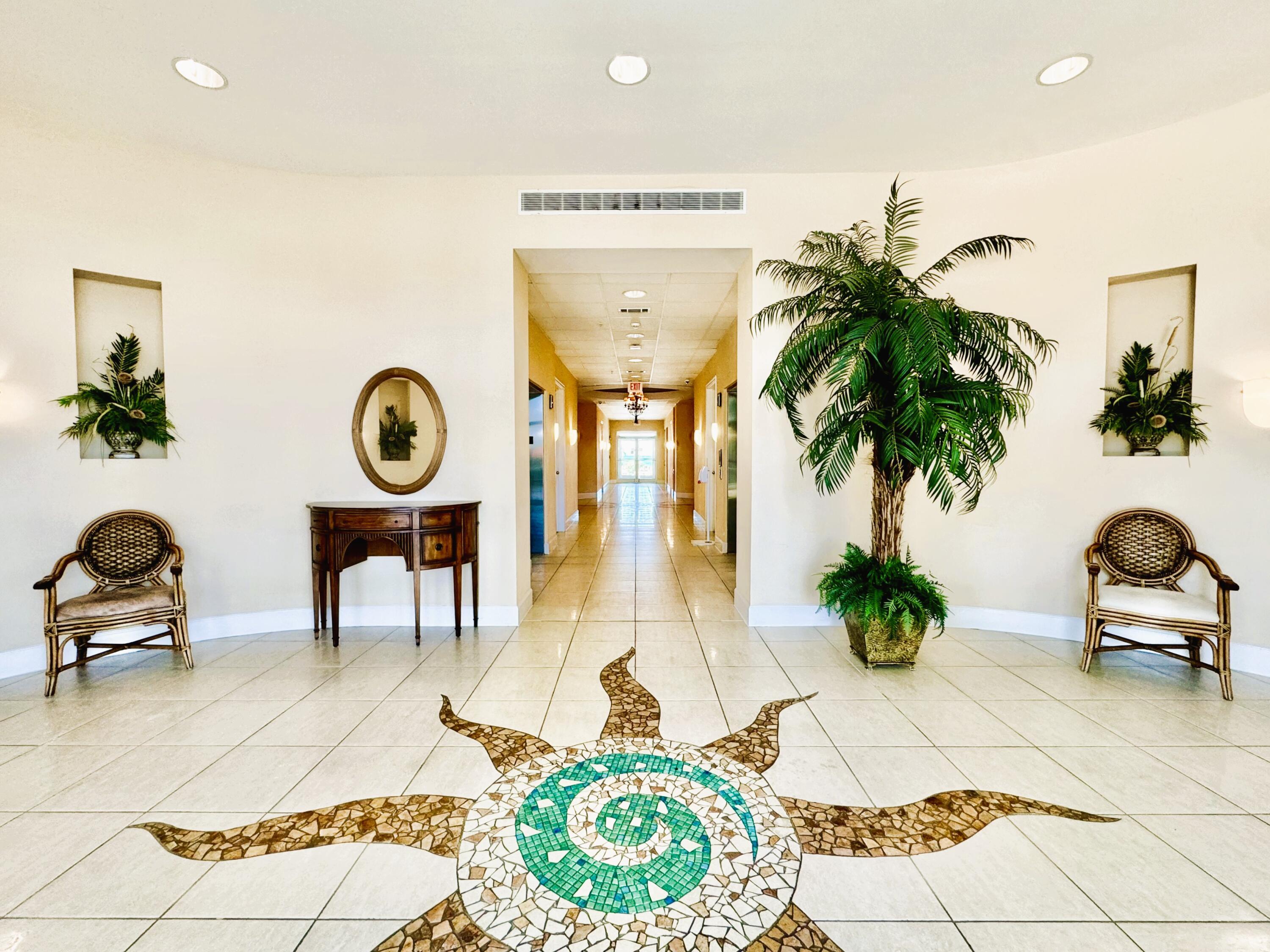 Image 2: En Soleil Condominiums