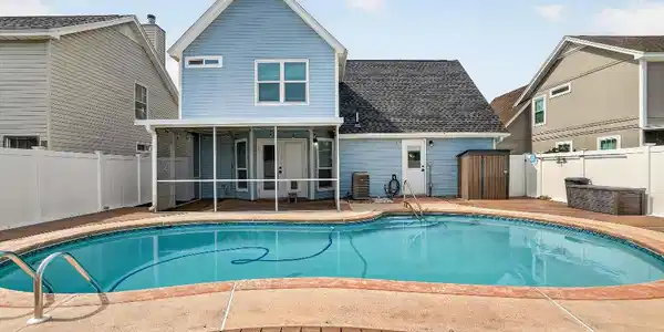 402 Sandy Ridge Circle