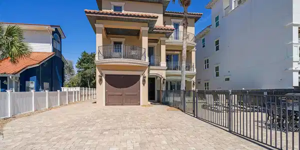 96 Sarasota Street