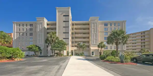 Image 2: 514 Gulf Shore Dr 102 Destin FL 32541 US