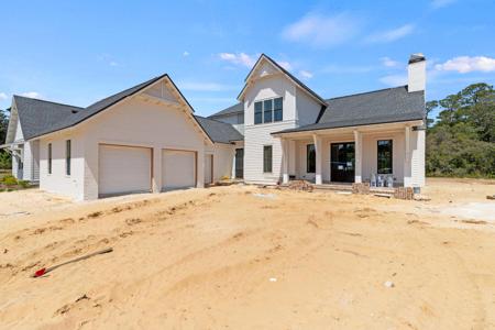 70 W Elliot Way