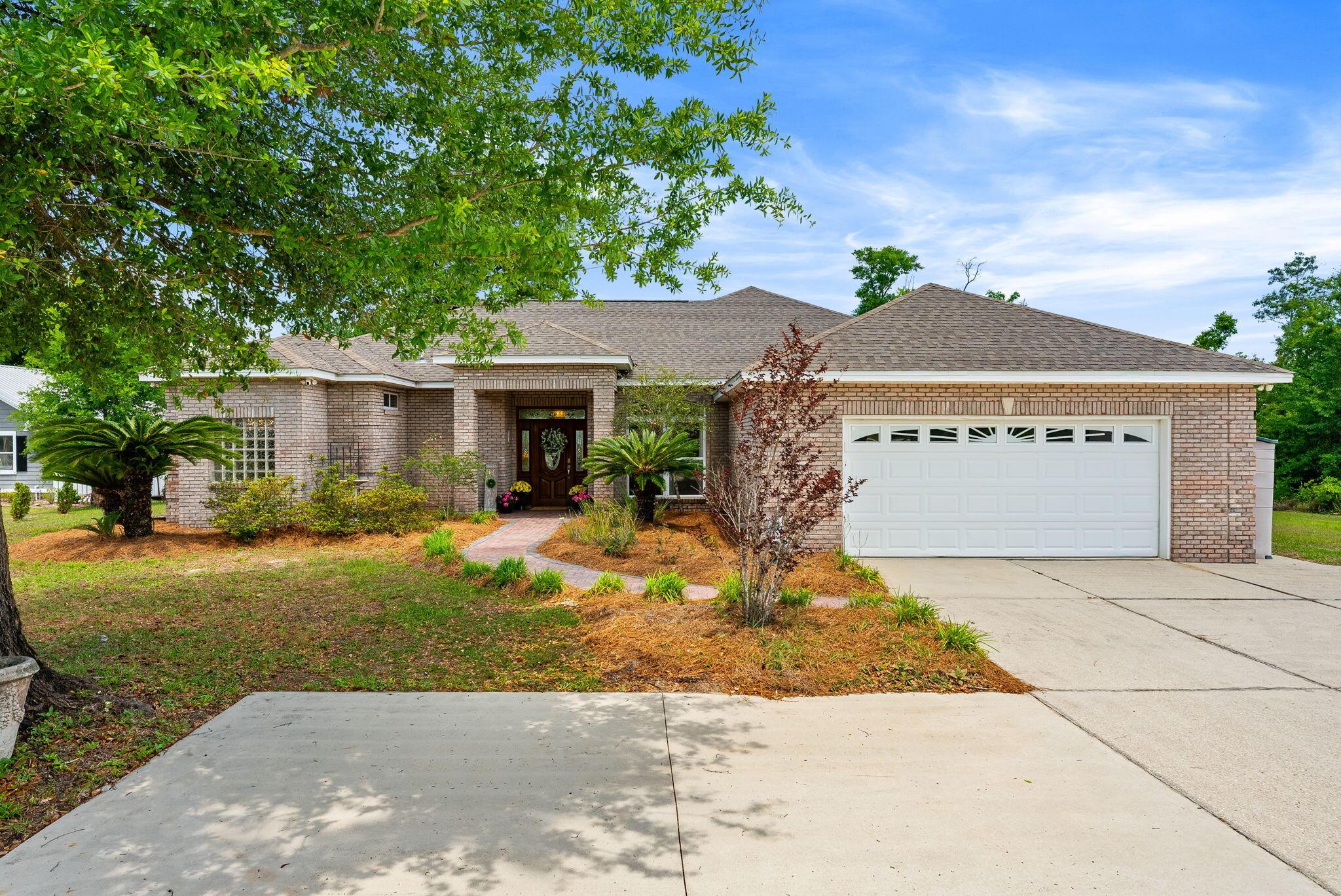 Image 2: 3-web-or-mls-PANHANDLE - 4405 DE LEN DR
