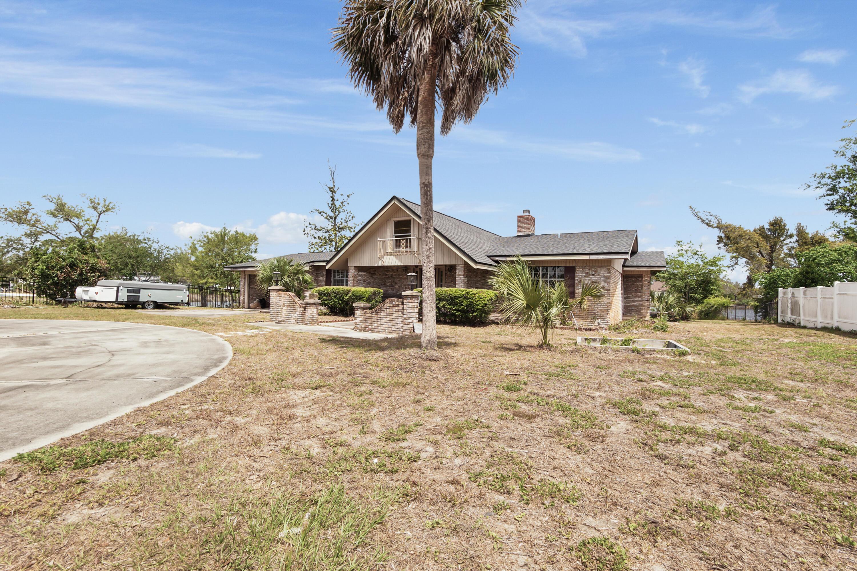 Image 3: 1803 E 9Th Street, Lynn Haven