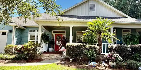 22 Mango Lane