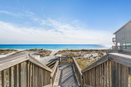 2830 Scenic Gulf Drive