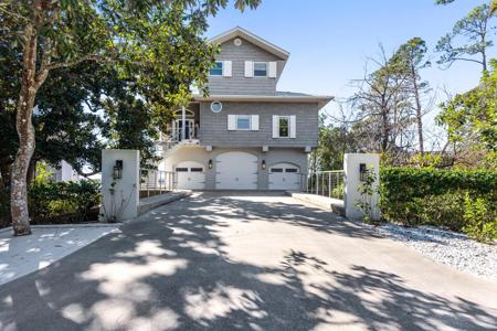 69 Oyster Lake Drive