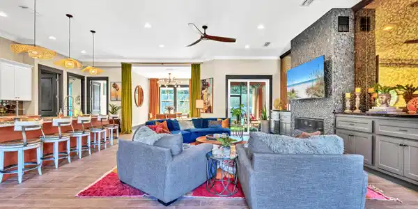 3956 Indian Trail